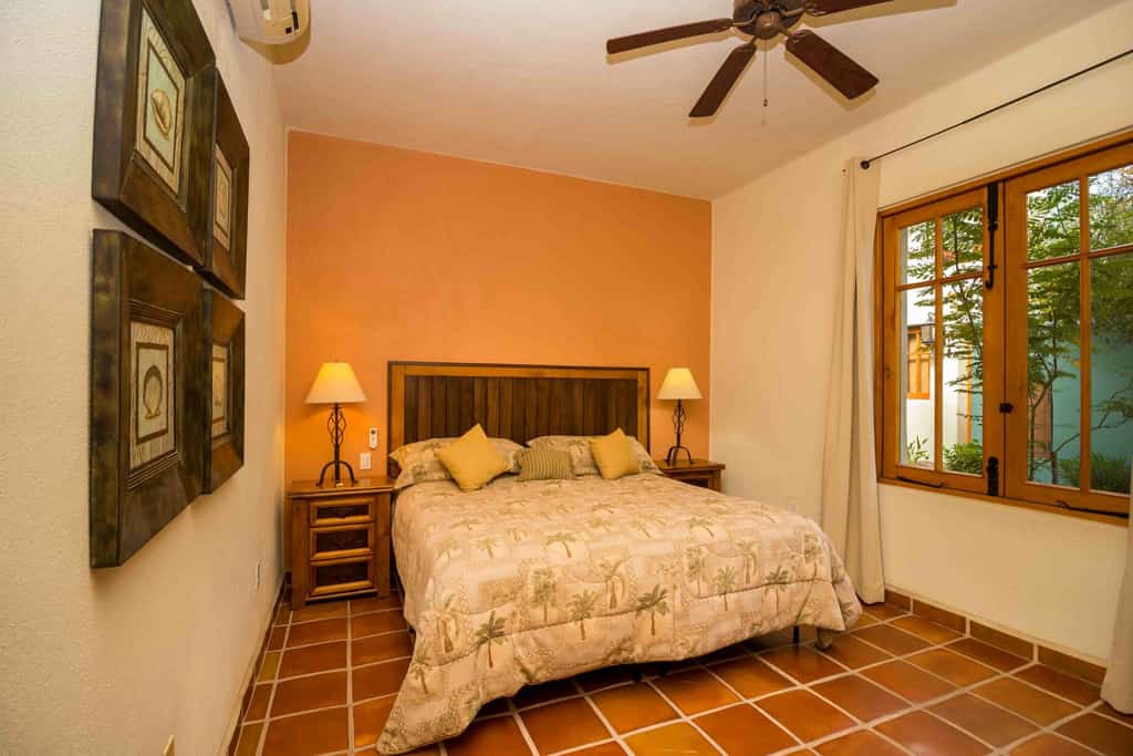 Pleasant home close to community Pool and Wine bar