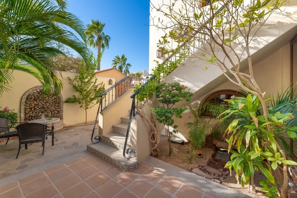 Beautiful home in Founder - A close walk to the beach and Wine cellar