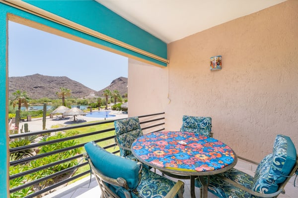 1 Bed & 1 Bath Condo with Ocean, Mountain and Golf course View, Amazing