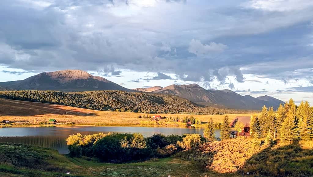 Mountain Lake Lodge