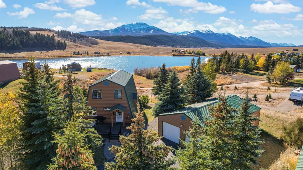 Mountain Lake Lodge