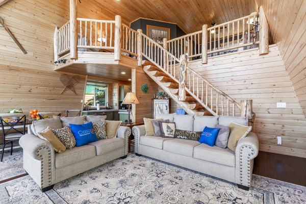Mountain Lake Lodge | Pet-Friendly, Bunkhouse + Lake Views | Near Yellowstone