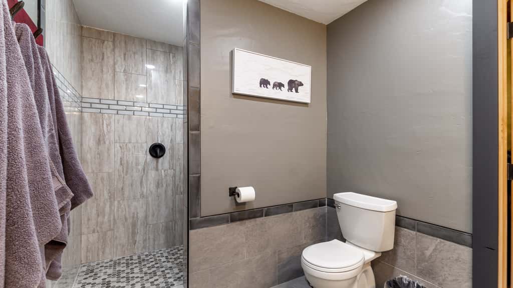 The Bear Den