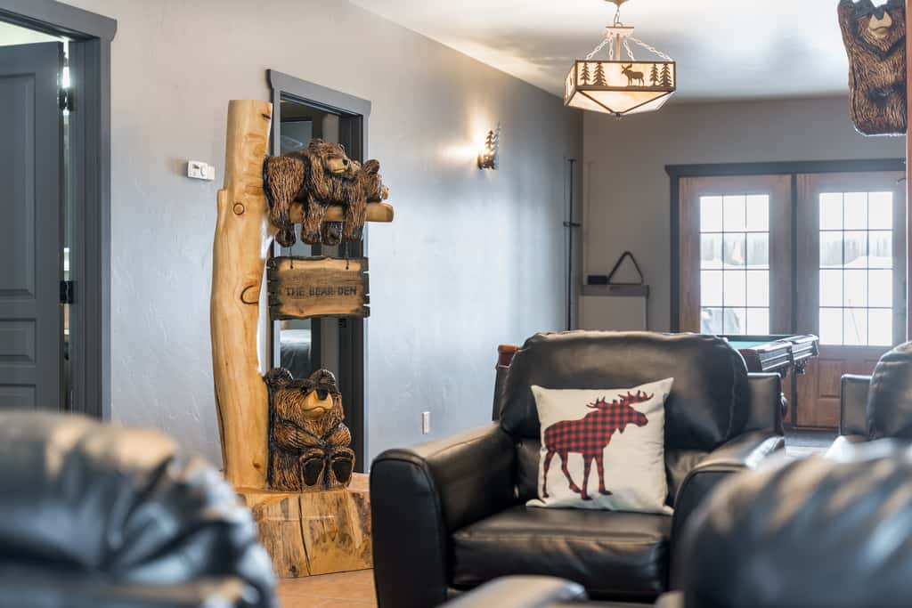 The Bear Den
