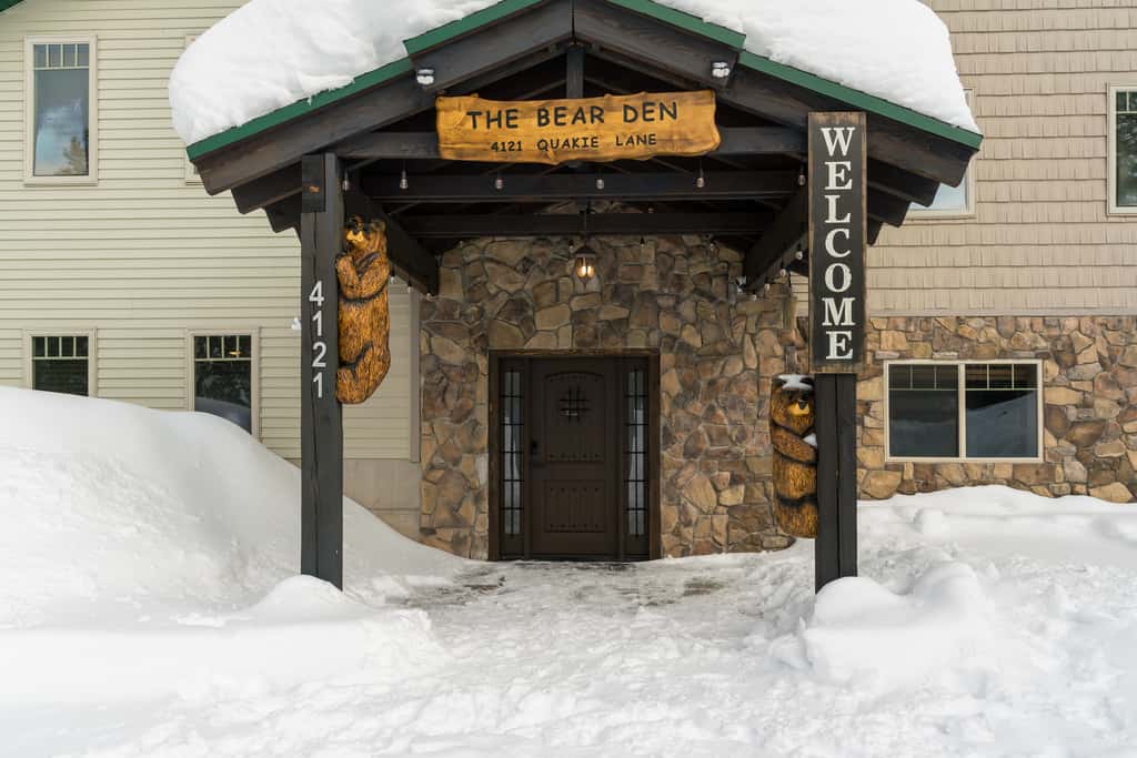The Bear Den