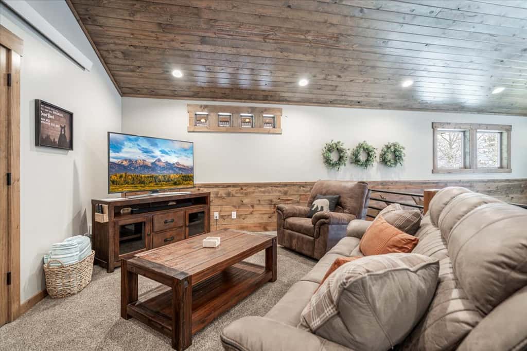 Henry's Lake Hideaway