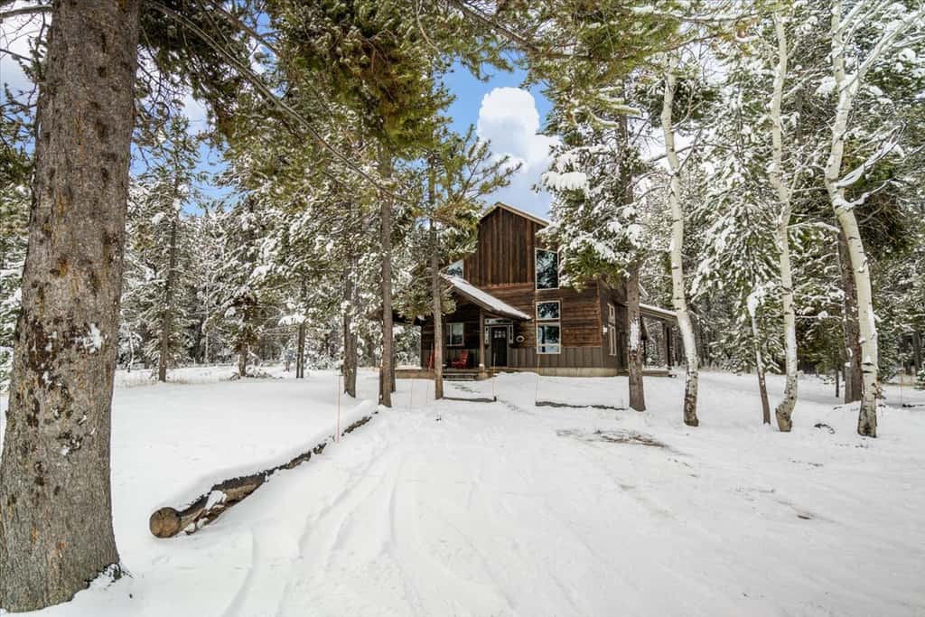 Henry's Lake Hideaway