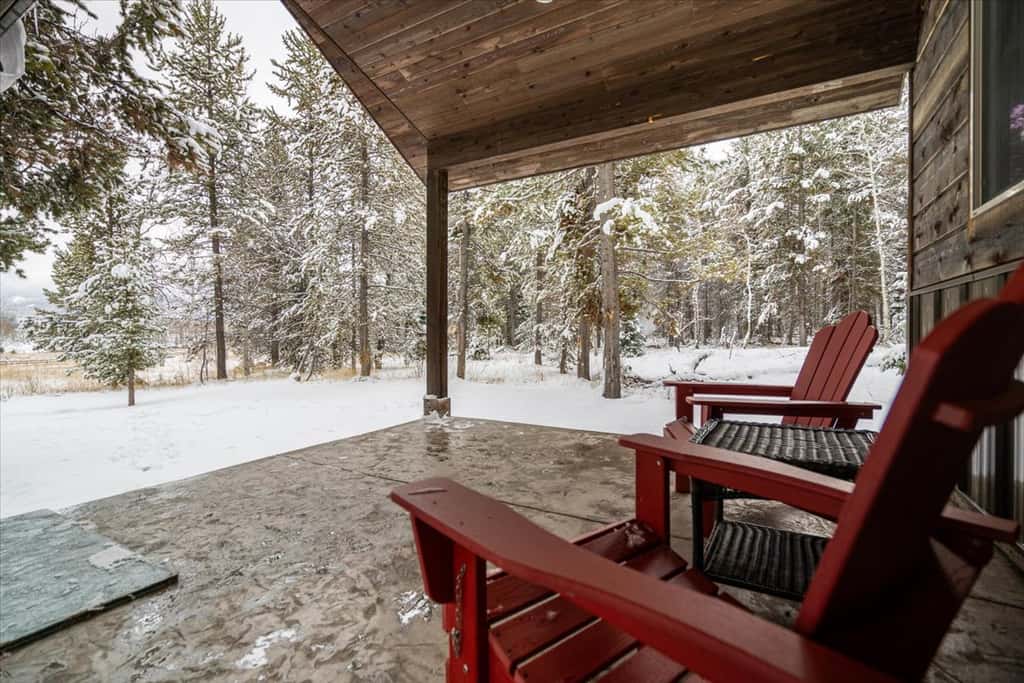 Henry's Lake Hideaway