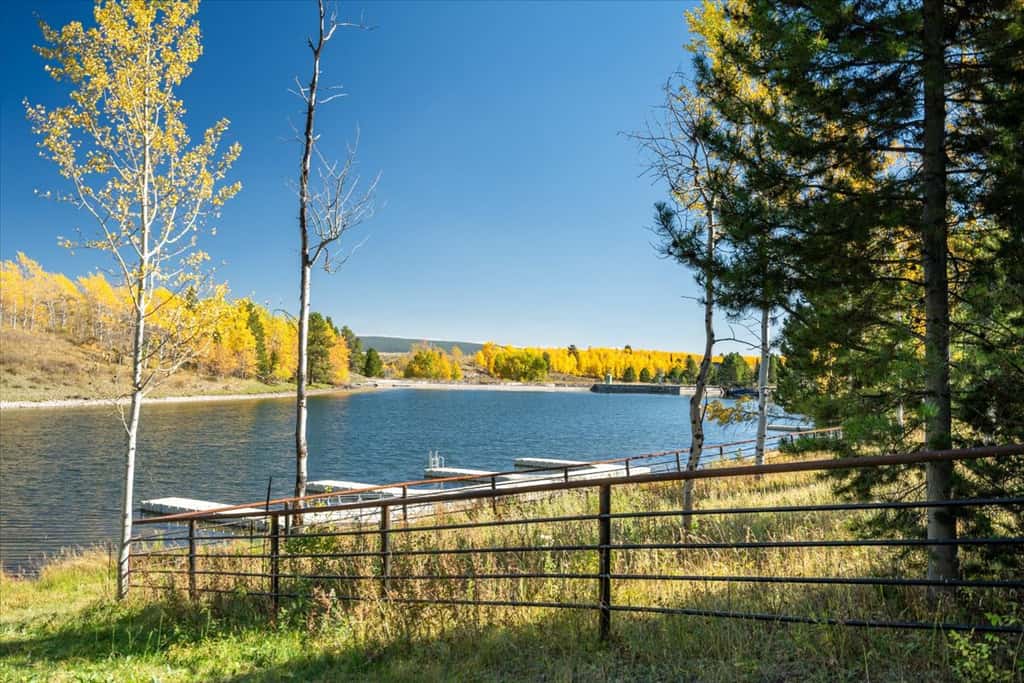Henry's Lake Hideaway