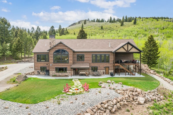 Trumpeter Swan | Panoramic Lake Views, Fireplace, Fire Pit + Covered Deck | Near Yellowstone
