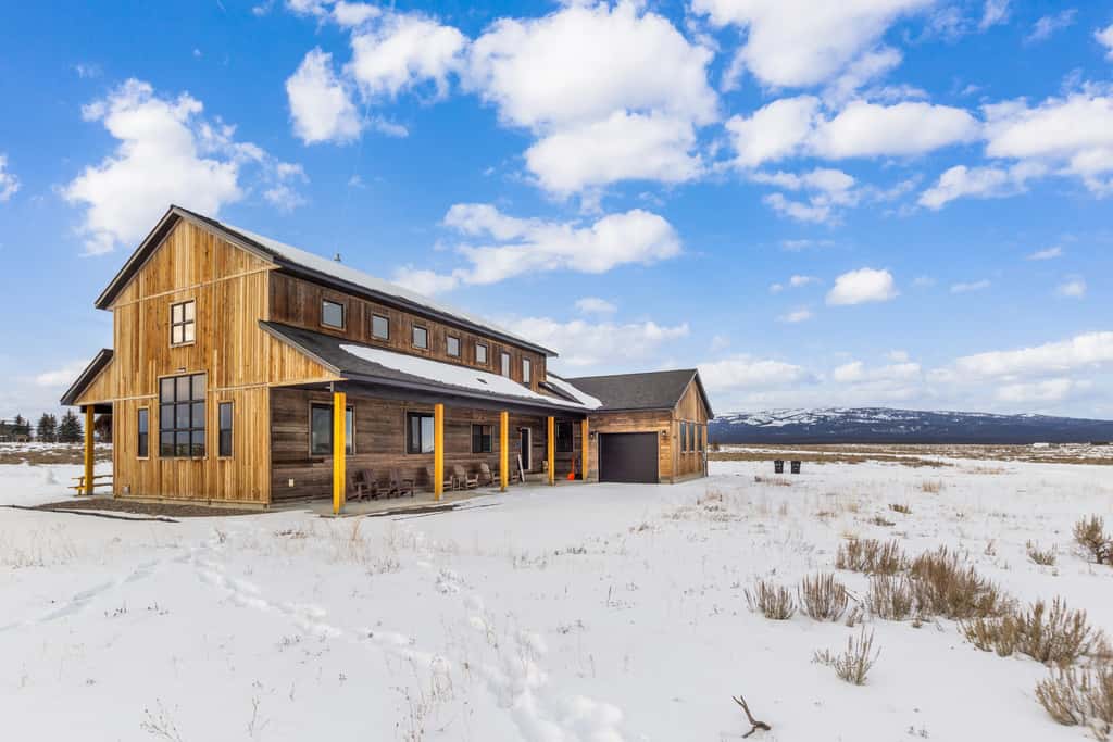 Mountain Side Manor