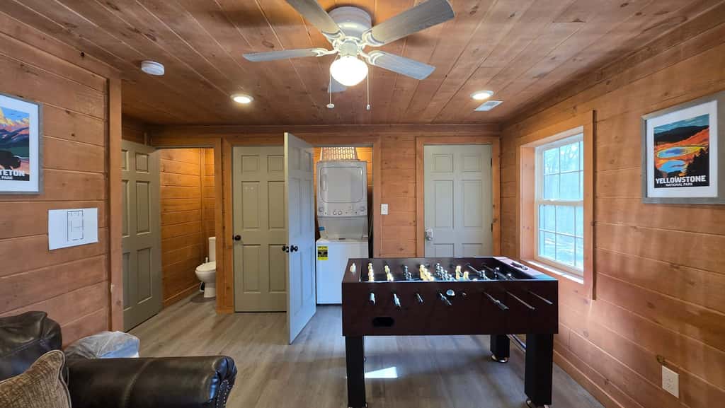 Serene Cabin Retreat・Hot Tub・Games・Grill・Firepit
