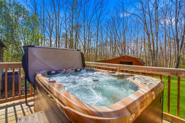 🐻 Welcome to Bear Paw Cove – A True Smoky Mountain Log Cabin Retreat
Experience the best of mountain living at Bear Paw Cove, a charming true log cabin nestled in the heart of Wears Valley 🌄. Perfectly positioned for convenience and adventure, you’ll enjoy easy access to Pigeon Forge, Gatlinburg, and the breathtaking beauty of Great Smoky Mountains National Park 🌲.
From the moment you arrive, you’ll feel the warmth and rustic charm that make this cabin a true Smoky Mountain escape.
🛏️ Comfortable & Spacious Sleeping
The thoughtfully designed floor plan offers space for everyone to relax:
• Two main-level bedrooms, including a spacious primary suite with a King bed 👑
• Spa-style primary bathroom featuring a walk-in shower, rain head 🚿, and soothing body jets
• An open loft with additional sleeping space and a private full bath — perfect for guests who appreciate a little extra privacy
🛋️ Cozy Mountain Living
The main living area welcomes you with warm wood interiors, vaulted ceilings, and a stunning stone fireplace 🔥ideal for cozy evenings after a day of adventure.
The fully equipped kitchen 🍳 flows seamlessly into the dining area, making mealtime easy and enjoyable. An oversized laundry room with a folding station 🧺 adds everyday convenience, especially for extended stays.
Start your mornings in the bright sunroom ☀️ with a peaceful cup of coffee, or head to the game room 🎱 for indoor fun the whole family will love.
🌲 Outdoor Relaxation
Step outside to your private deck and soak in the hot tub ♨️ while enjoying the fresh mountain air. The fenced backyard offers added privacy, and the fire pit 🔥 is perfect for gathering under the stars and sharing stories after sunset ✨.
Whether you’re planning a family getaway, couples retreat, or Smoky Mountain adventure, Bear Paw Cove offers the perfect blend of rustic charm, modern comfort, and unbeatable location. 🏔️