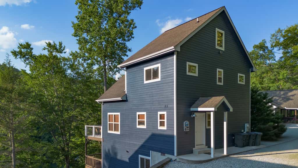 Lakefront Home w/Private Dock, Hot Tub 