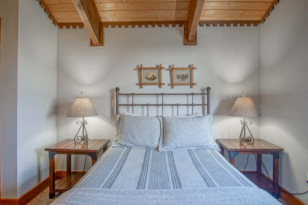 4 Br:   Whistlepunk 18