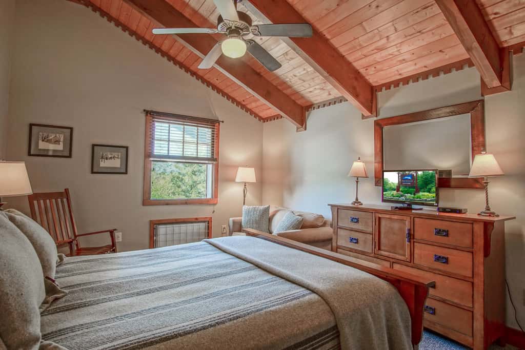 4 Br:   Whistlepunk 18