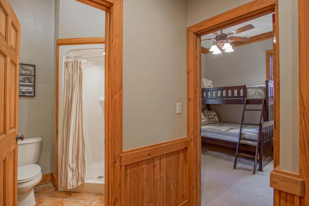 4 Br:   Shays Landing 6