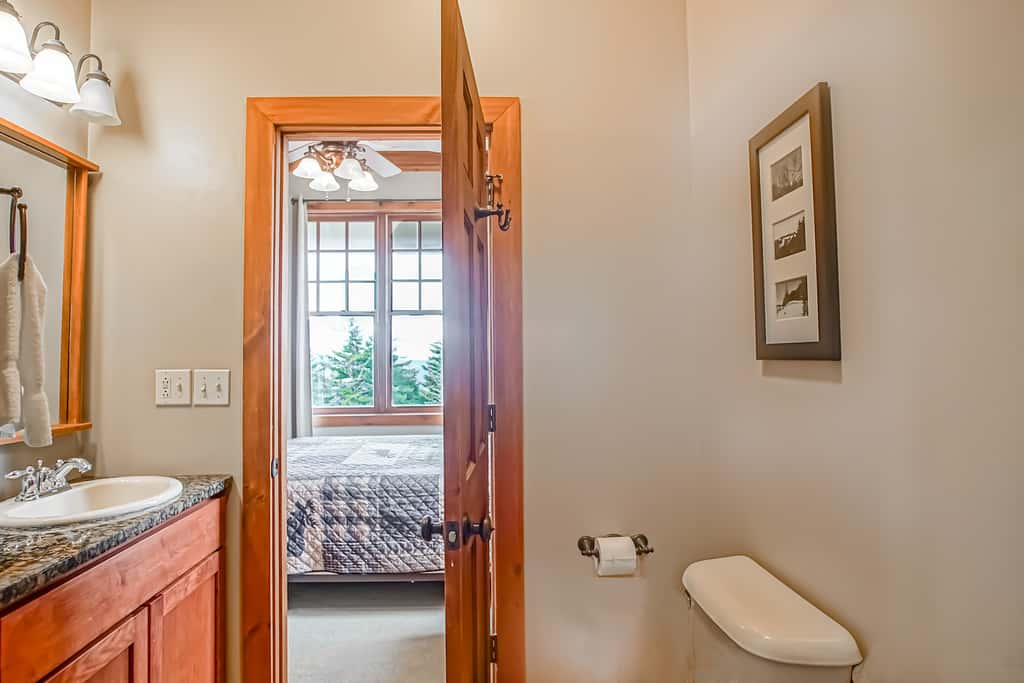 4 Br:   Shays Landing 6