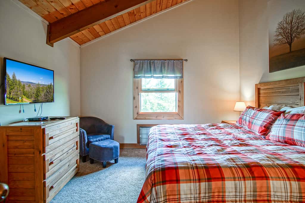 4 Br:   Whistlepunk 12