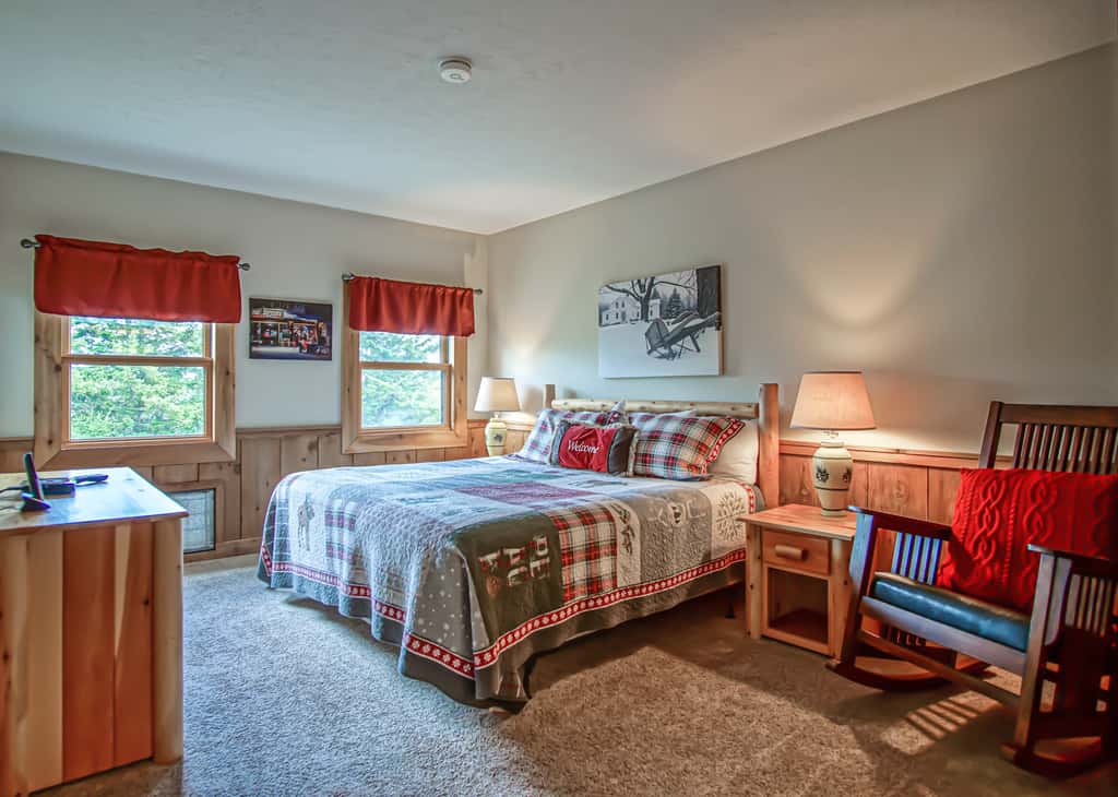 4 Br:   Whistlepunk 12