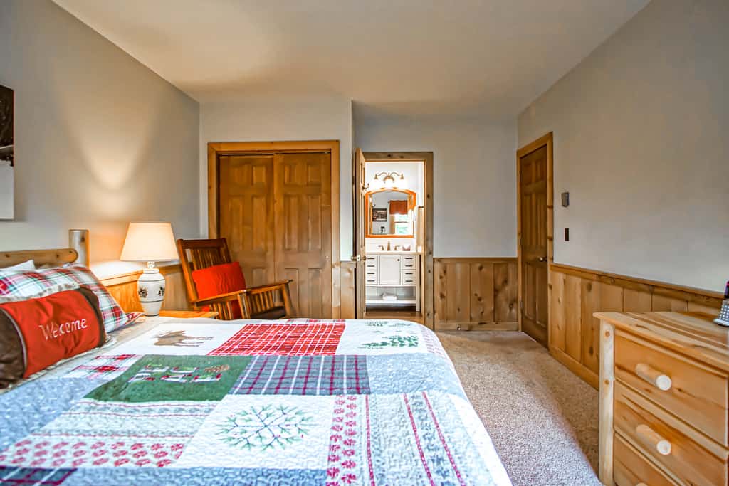 4 Br:   Whistlepunk 12