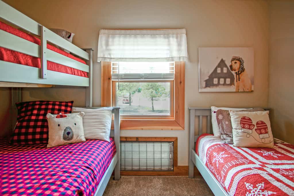 4 Br:   Whistlepunk 12