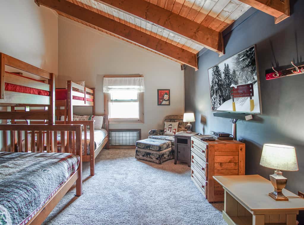 4 Br:   Whistlepunk 12
