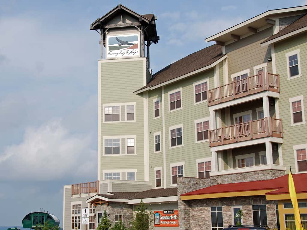 3 Br:   Soaring Eagle 104