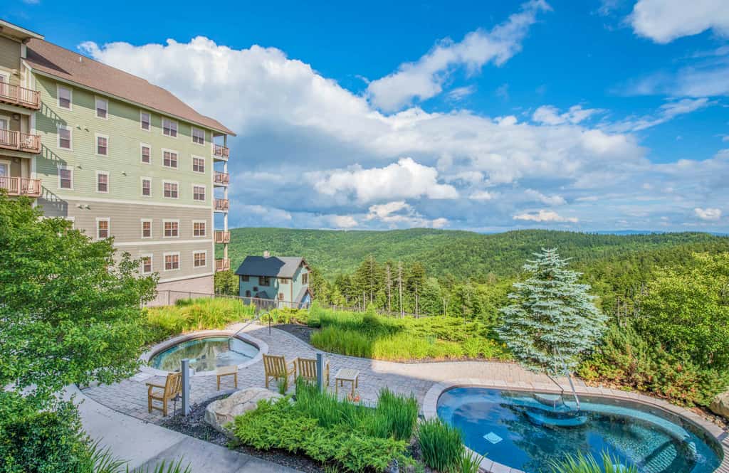 3 Br:   Soaring Eagle 104