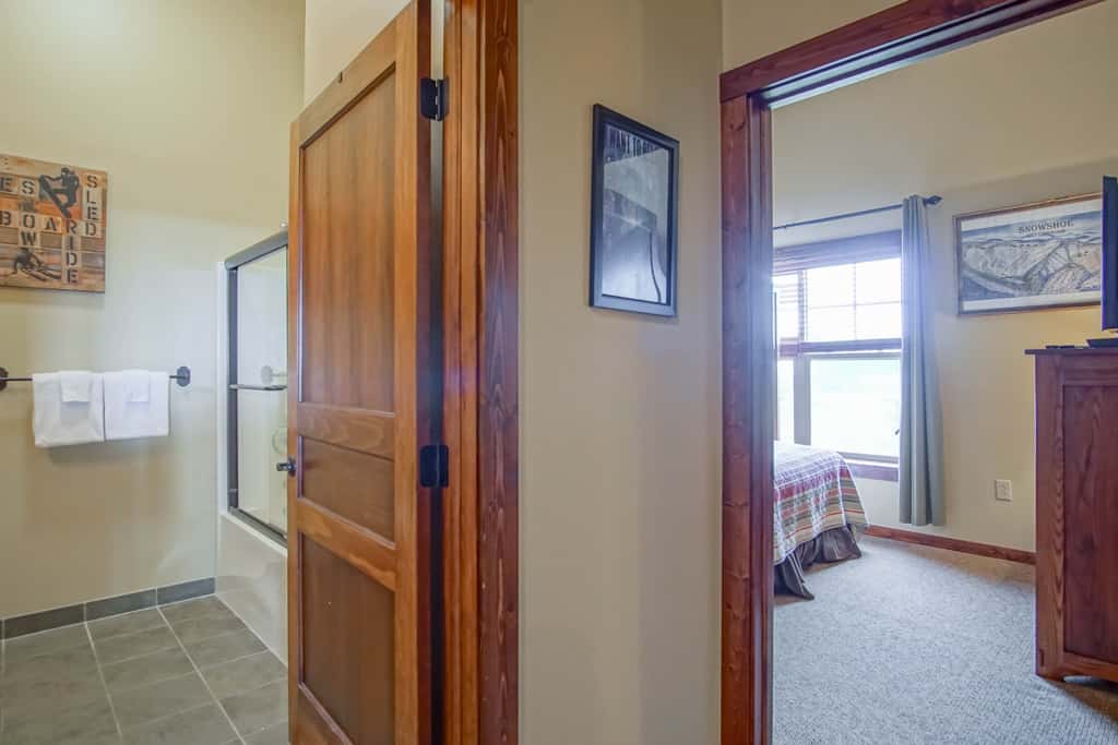 3 Br:   Soaring Eagle 104