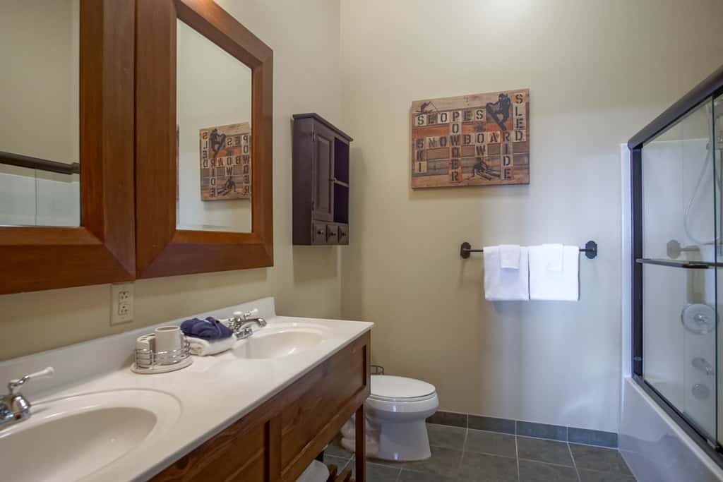 3 Br:   Soaring Eagle 104