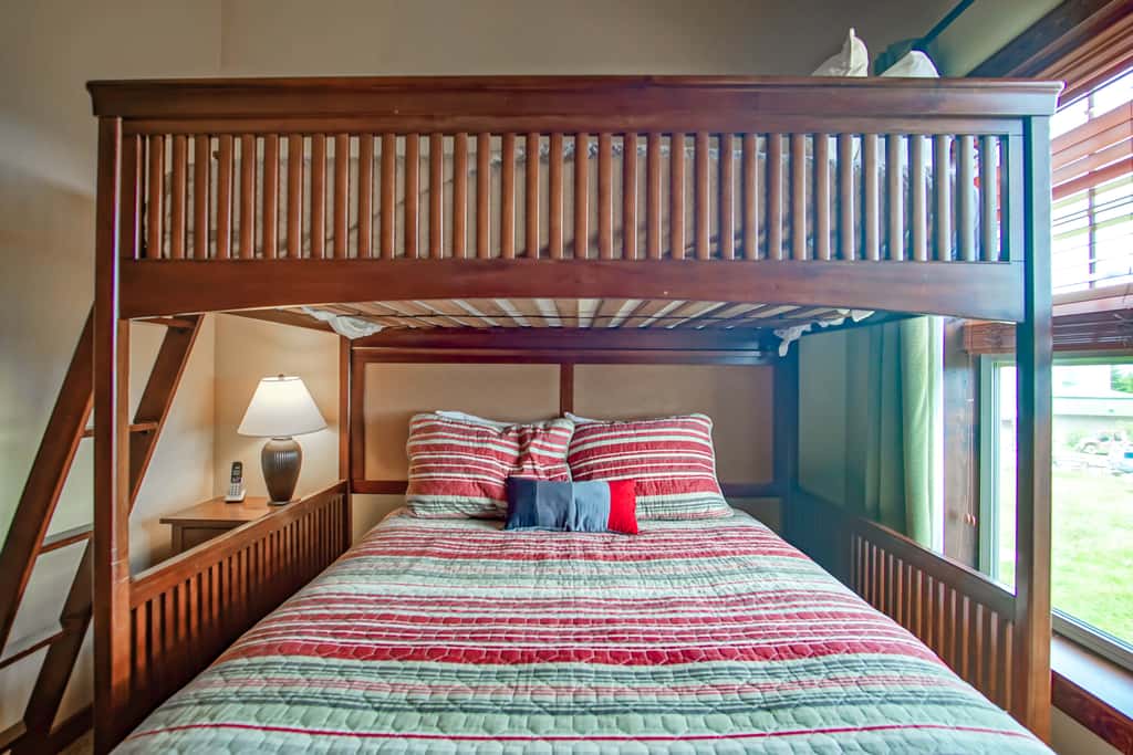 3 Br:   Soaring Eagle 104