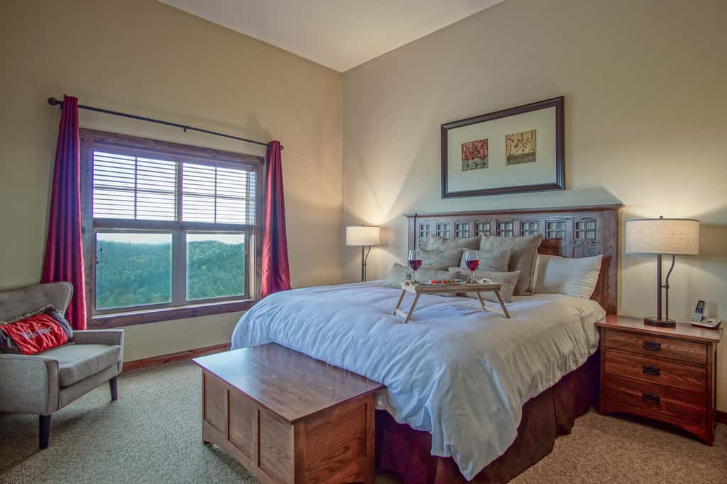 3 Br:   Soaring Eagle 104