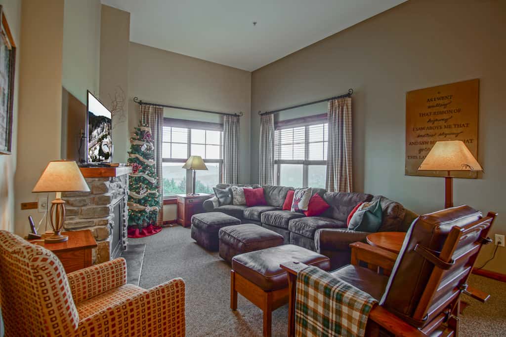 3 Br:   Soaring Eagle 104