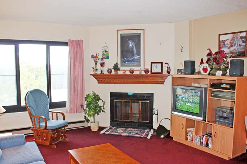 1 Br: Silver Creek 5115
