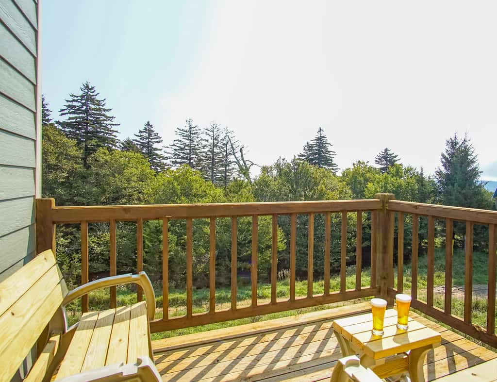 Powderidge 4 -Slope Side, Spacious 2 Br Condo
