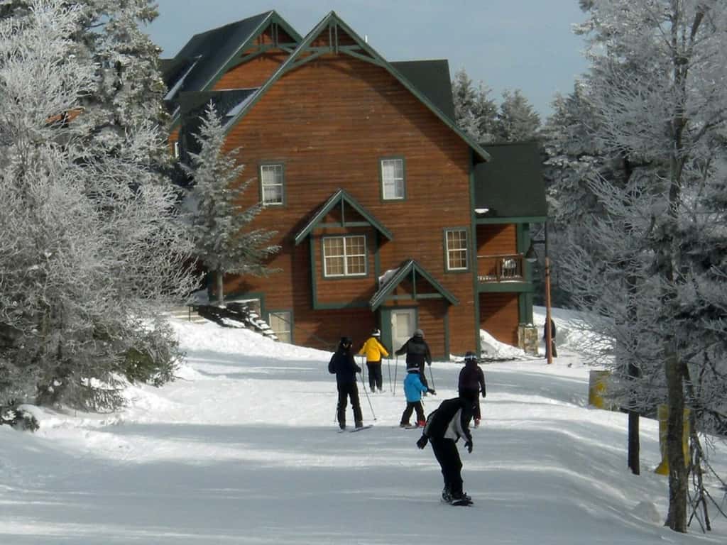2 Br: Camp 4 #24
