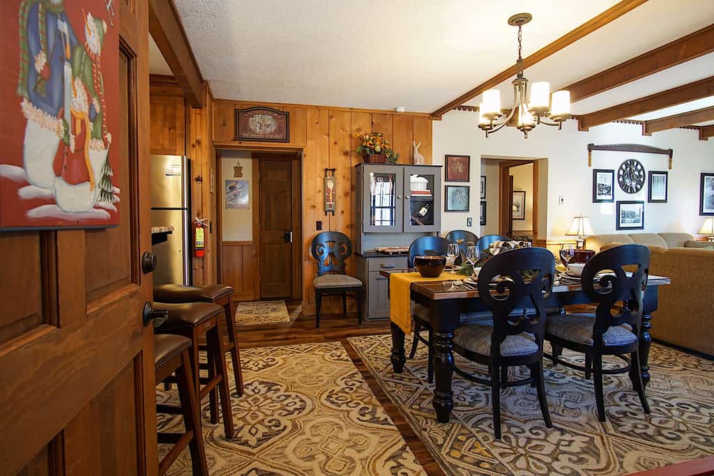 Whistlepunk 20 Wilderness Hideaway, Slope Side,  Spacious 2 Br Condo