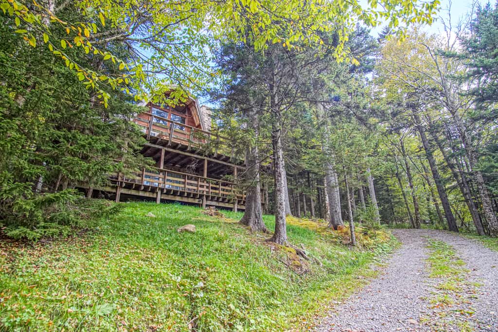 6 Br: North Westridge Rd. 111