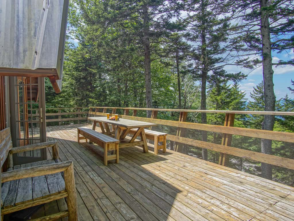 6 Br: North Westridge Rd. 111