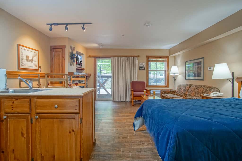 1 Br Studio: Rimfire 162