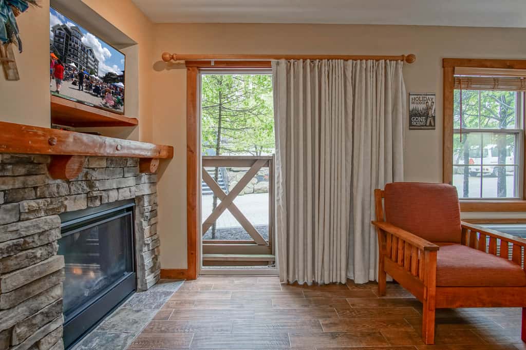 1 Br Studio: Rimfire 162