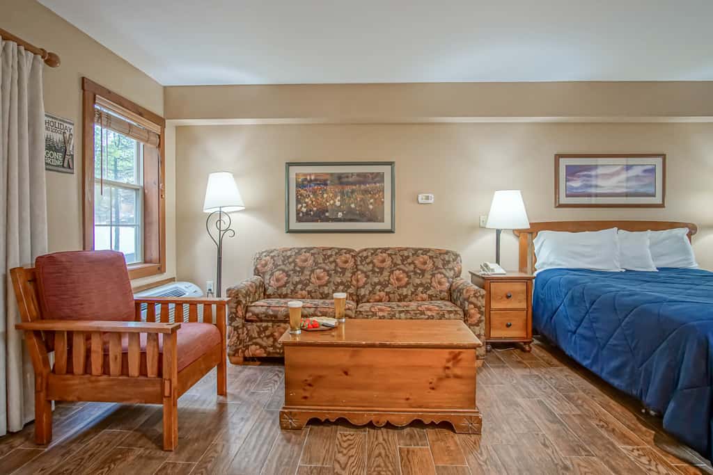 1 Br Studio: Rimfire 162