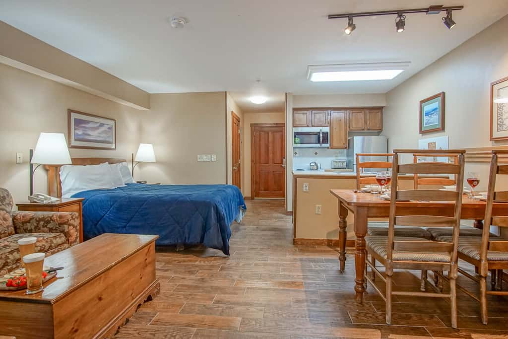 1 Br Studio: Rimfire 162