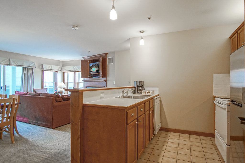 2 Br: Allegheny Springs 201-203
