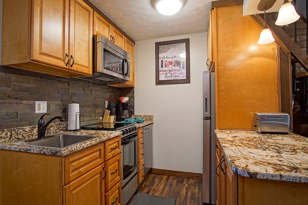 Mountain Crest 35 The Tree House at Snowshoe Superb And Comfy Sleeps 6