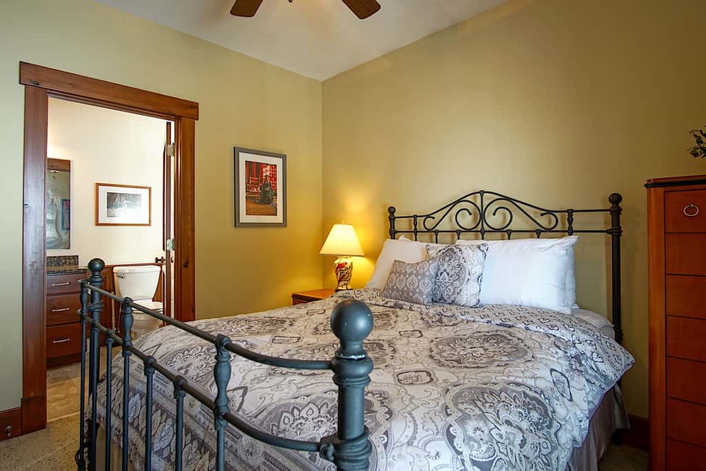 4 Br: Sanctuary 11