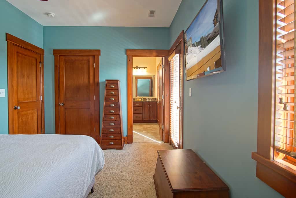 4 Br: Sanctuary 11