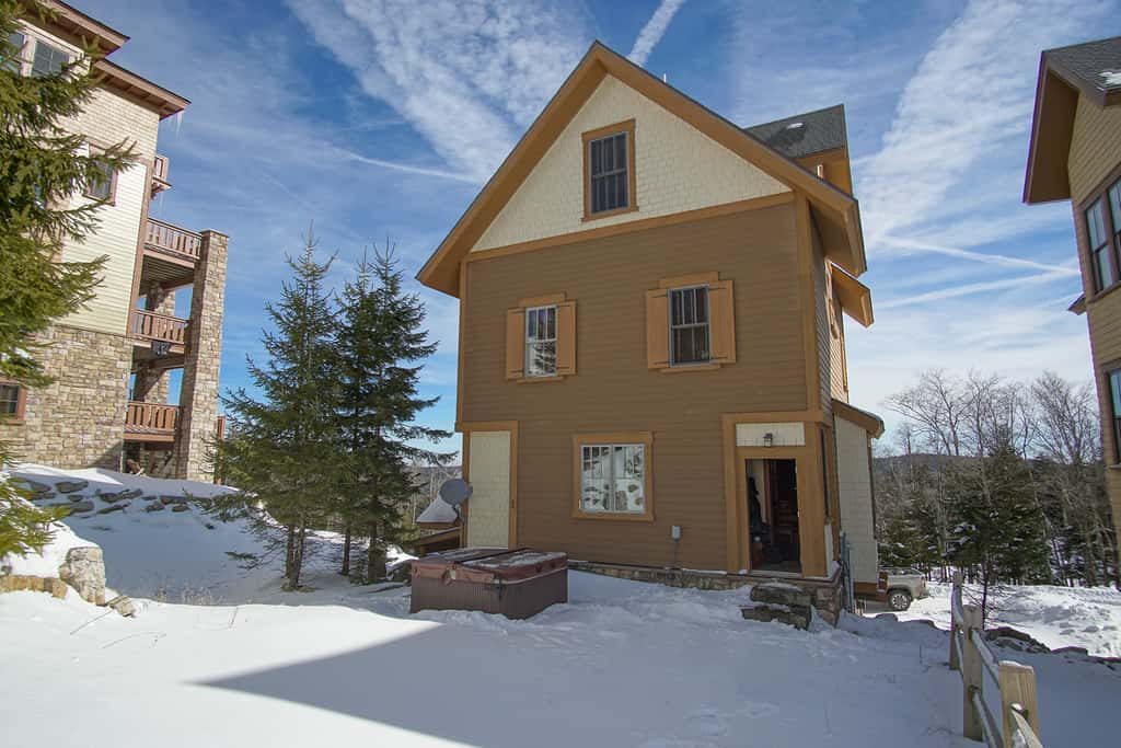 4 Br: Sanctuary 11