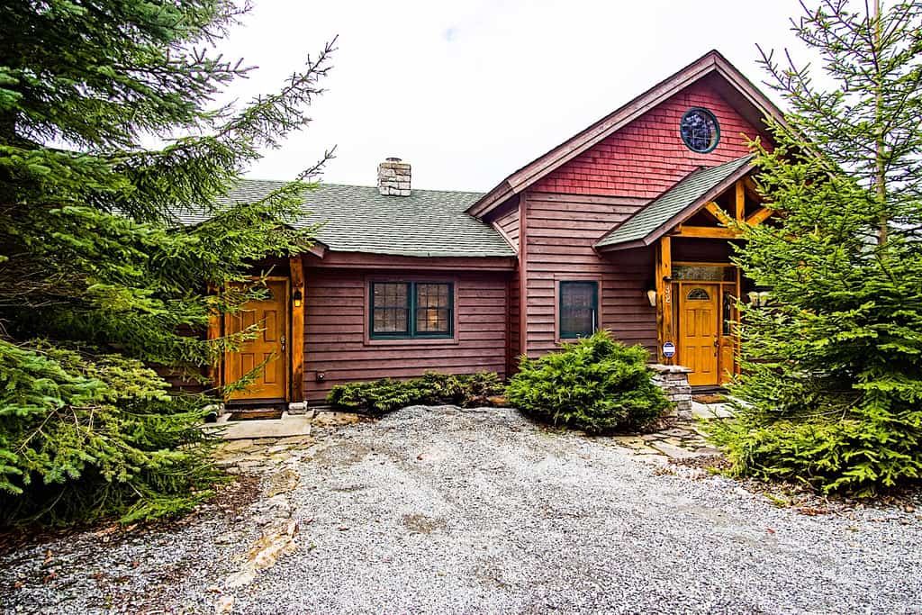 Top property on Snowshoe Mountain North Westridge 32  is as magnificent as its western views!